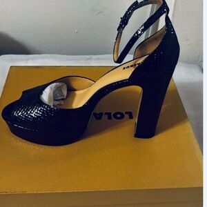 Lola Cruz Galeata Platform Pump Peep Toe Metallic Brown Sz 40